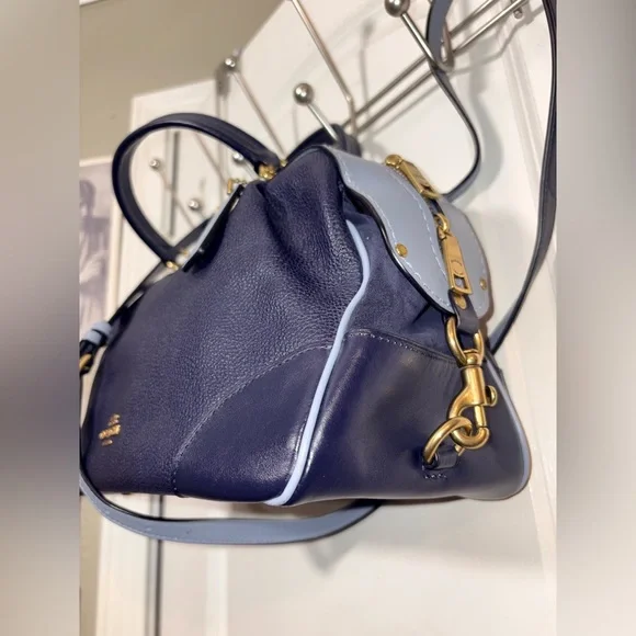 COACH Lane Satchel - Crossbody in Colorblock - Boutique 73720 - PRISTINE - Picture 4 of 14